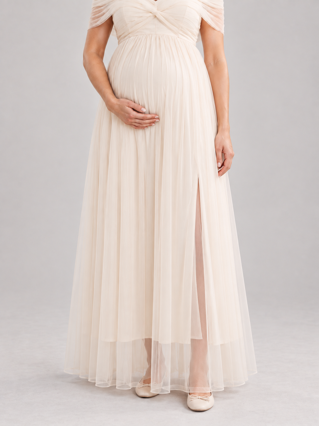 Orielle Off White maternity dress — skirt and hem detail