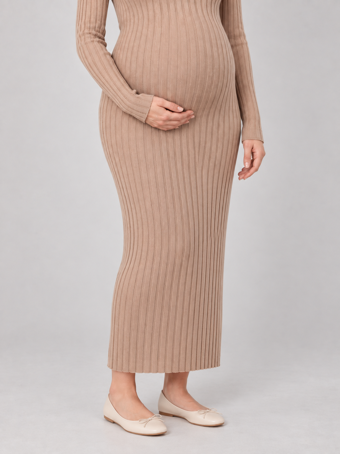 Isadora Khaki maternity dress — ribbed skirt and hem above the ankle