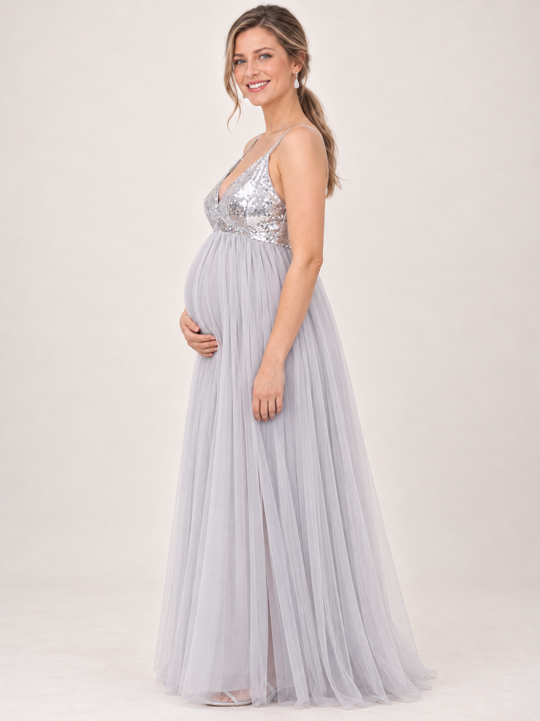 Solenne Gray maternity dress — side silhouette